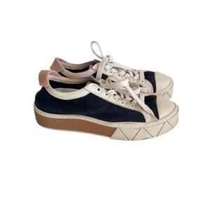 Schutz Gizzella Lace-up Platform Black Off-White Canvas Sneaker size 7.5